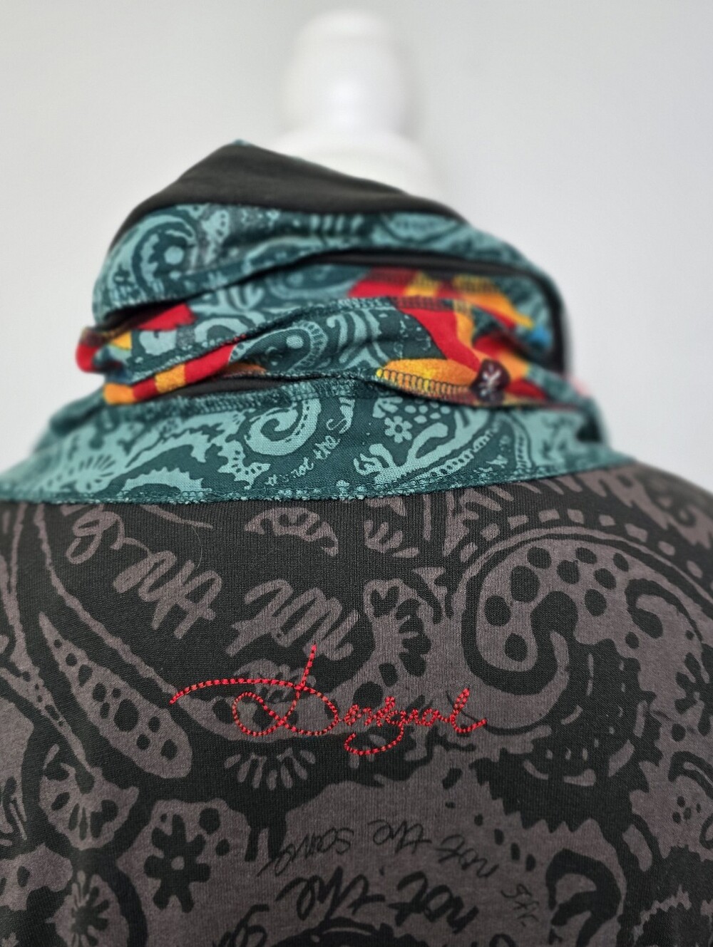Desigual Eugenia Dark Gray Floral Paisley Long Sleeve Boho Top Women's Size M - Picture 8 of 9